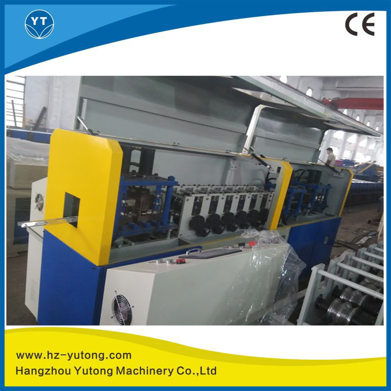 無釘箱鋼帶機(1) 無釘箱鋼帶機(1)